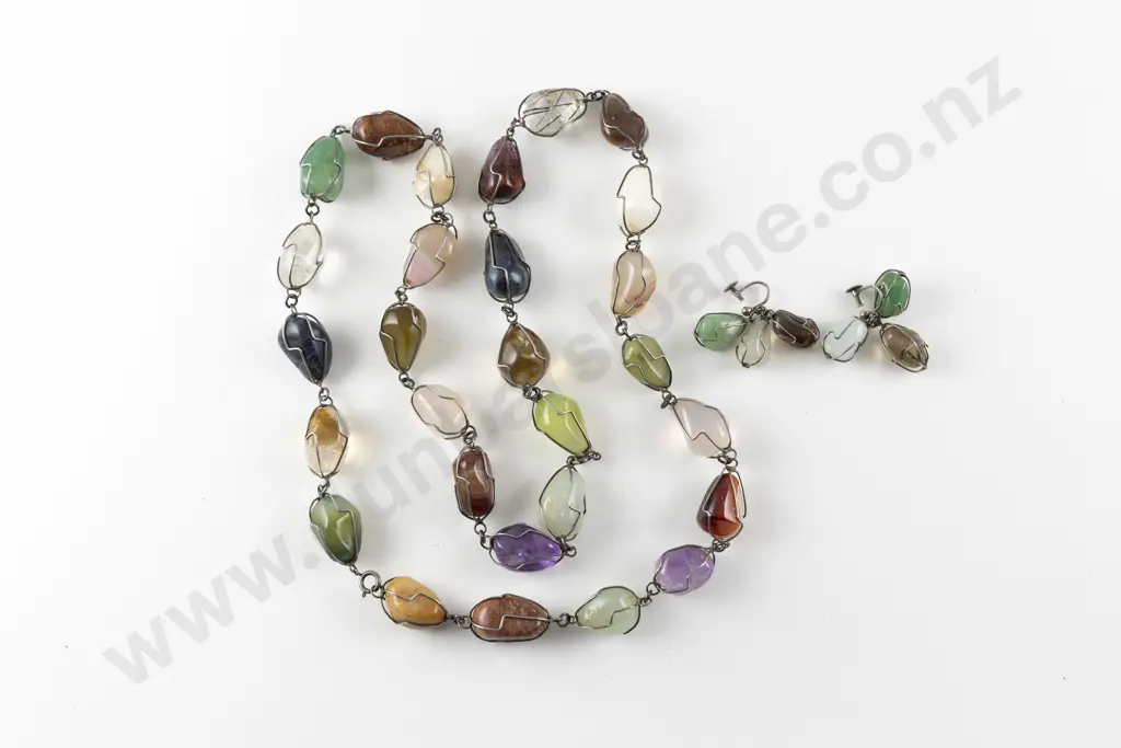 Single Strand Uniform Wire Bound Mixed Quartz Gems Necklace with Earrings Image 1++