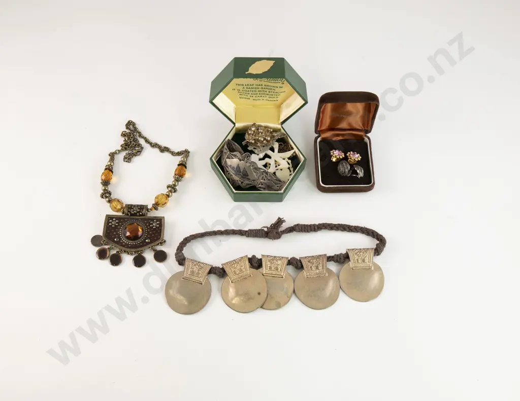 Small Collection Costume Jewellery Image 1++
