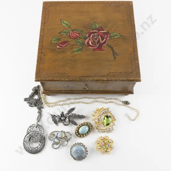Collection Vintage Costume Jewellery