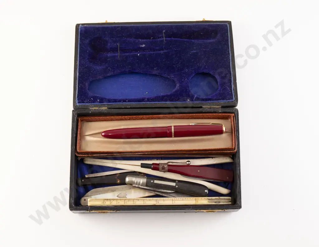 Collection of Pocket Knives together with Ivory Rule Image 1++