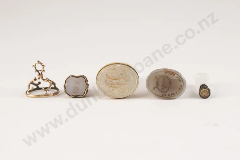 Two Early C19th White Agate Intaglio Seal Fobs Image 1++