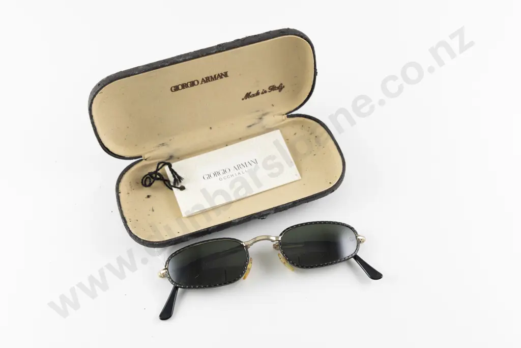 Pair Original Cased Giorgio Armani Sunglasses Image 1++