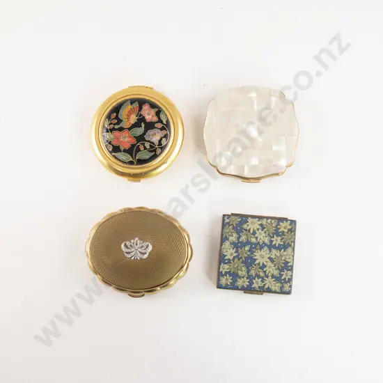 Collection Four Vintage Compacts