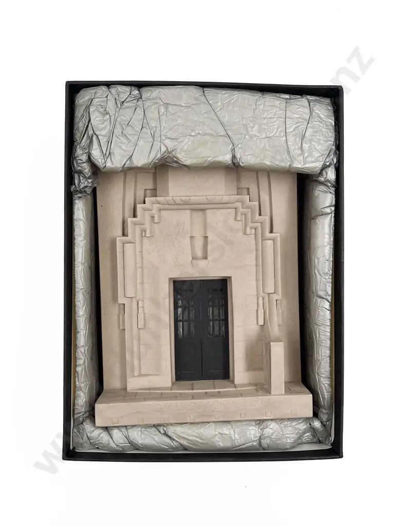 Timothy Richards Mackintosh Doorway Bookend Image 1++