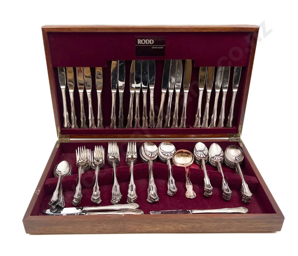 Canteen of Cutlery Image 1++