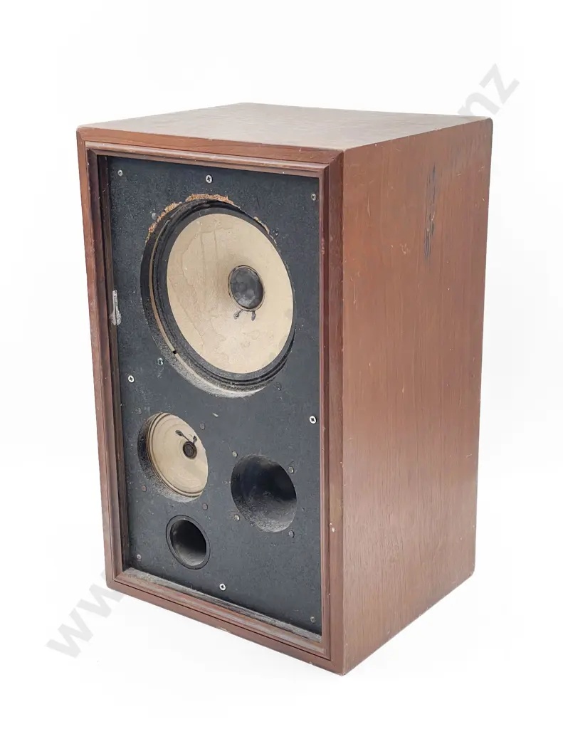 LG Sound System Together with Other Speaker Image 1++