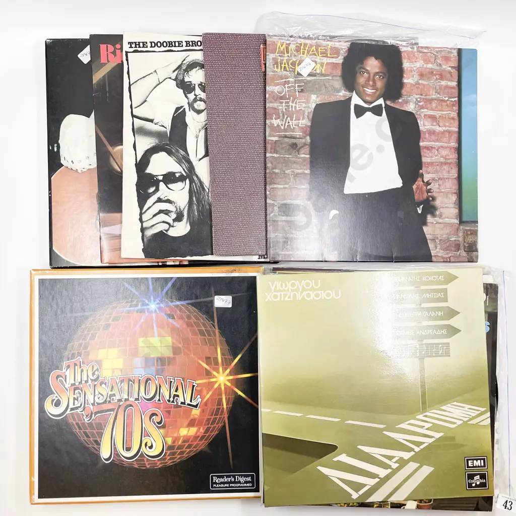 Quantity of Assorted Vinyl Records Image 1++