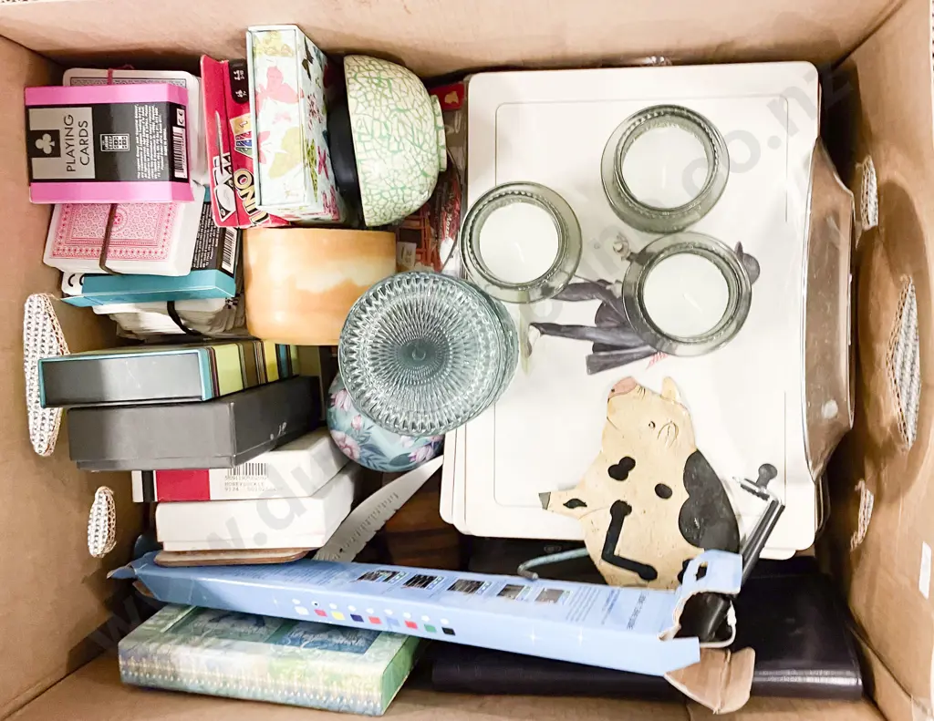 Two Boxes of Assorted Kitchen Storage and Decorative Homewares Image 1++