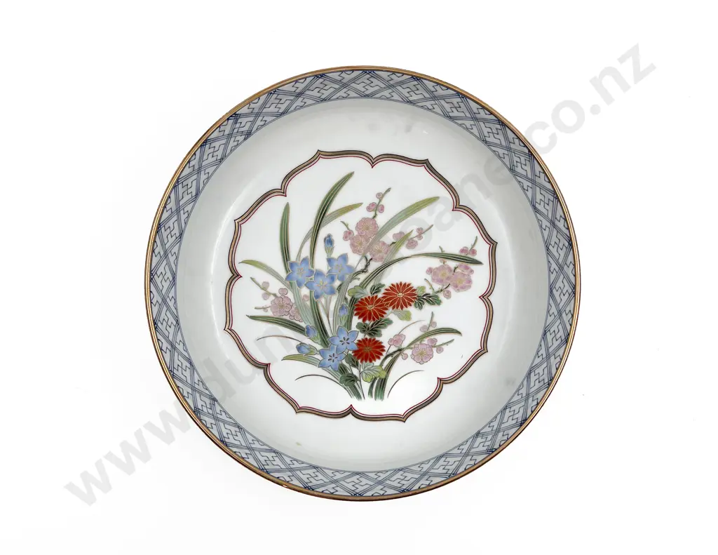 Decorative Chinese Fruit Bowl Image 1++