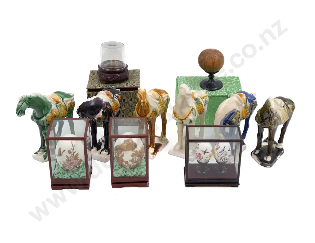Quantity of Assorted Animal Ornaments etc Image 1++