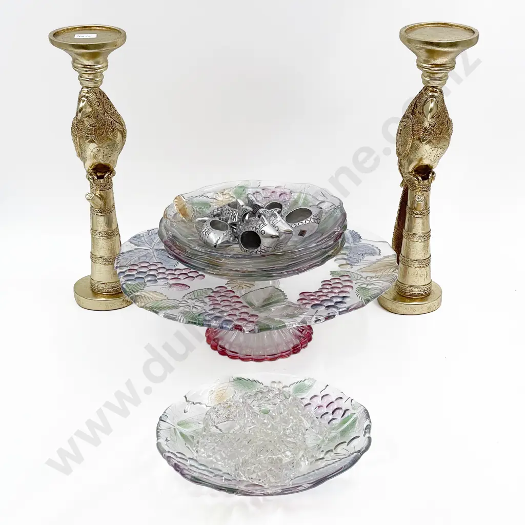 Quantity of Assorted Including Pressed Glass Cake Stand and Matching Bowls etc Image 1++