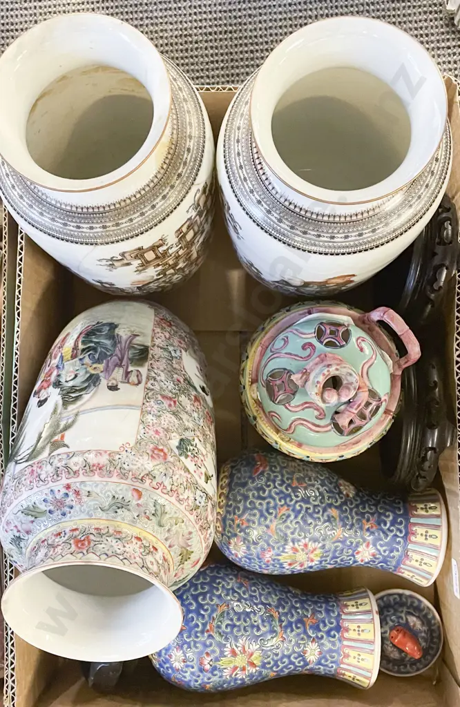 Quantity of Assorted Chinese Vases etc Image 1++
