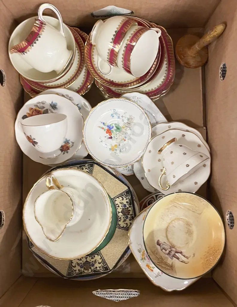 Box of Assorted Fancy China Image 1++