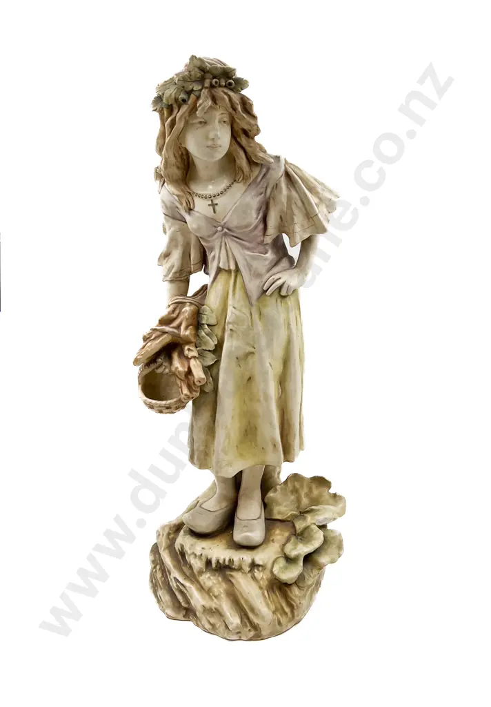 Large Amphora Figure Image 1++