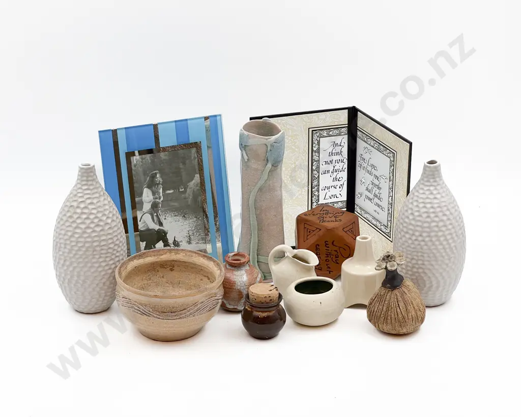 Small Quantity of Assorted Pottery etc Together with Pie Funnel Image 1++