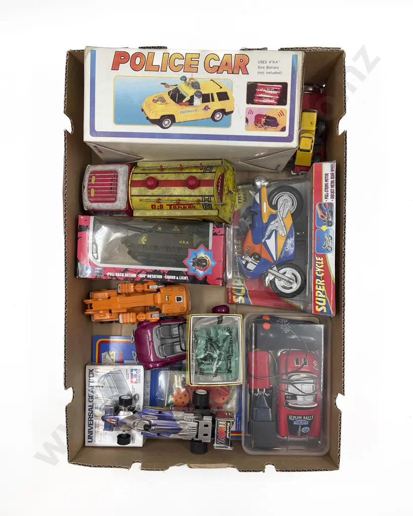 Quantity of Diecast and Assorted Toys Image 1++