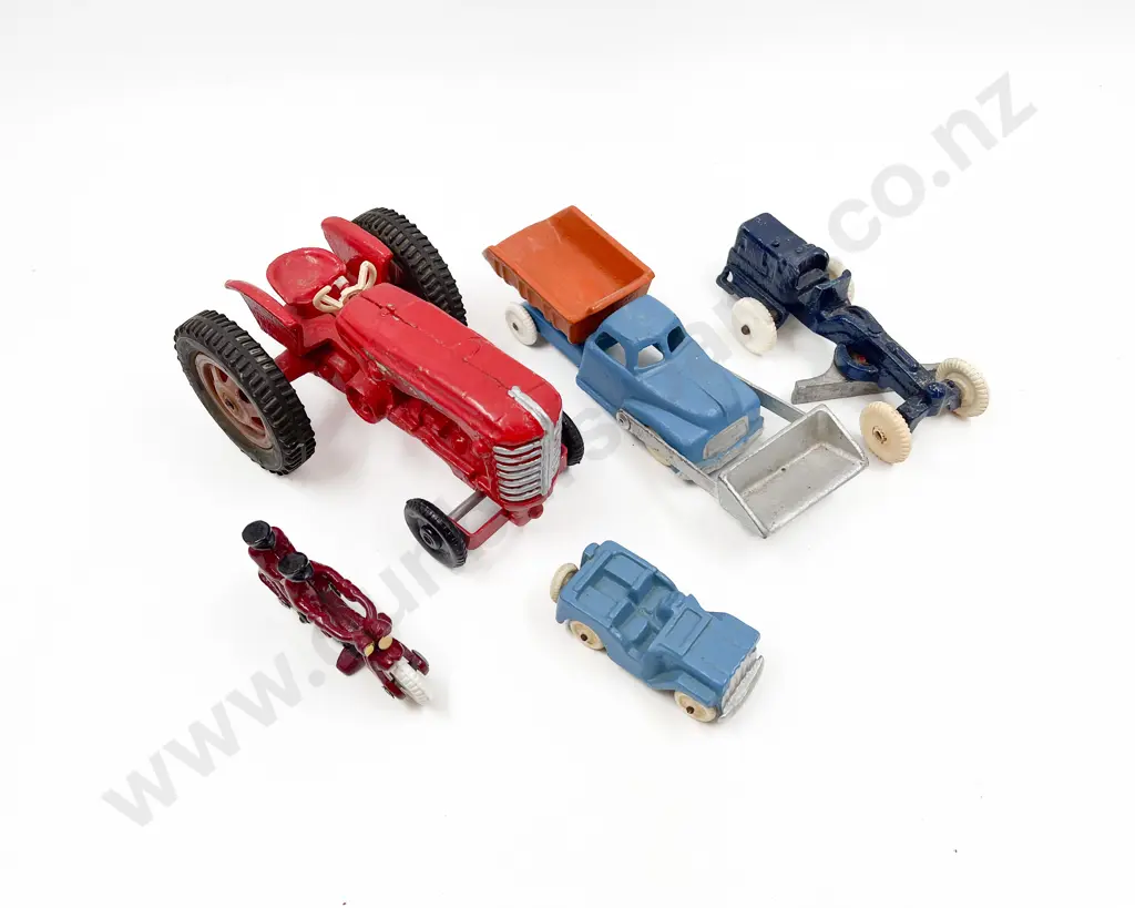 Fun Ho Five Models Image 1++