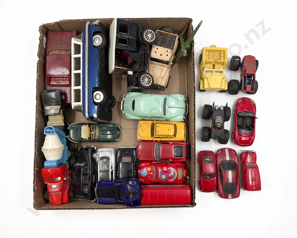 Collection Tinplate and various Diecast Vehicles Image 1++