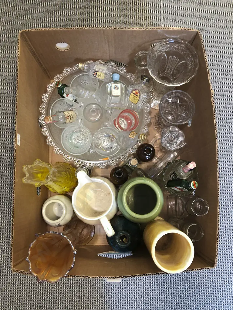 Quantity of Assorted Glassware Etc Image 1++