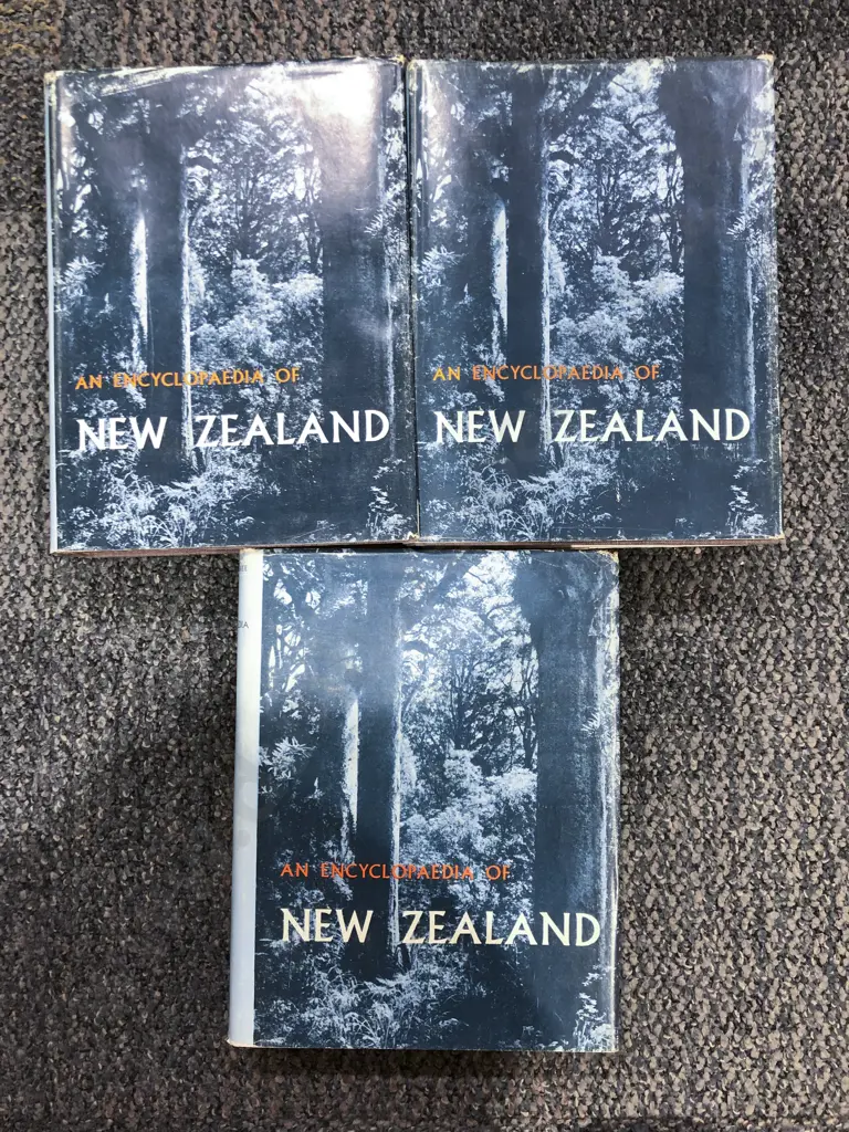 Encyclopdia of New Zealand Vol I II & III Image 1++