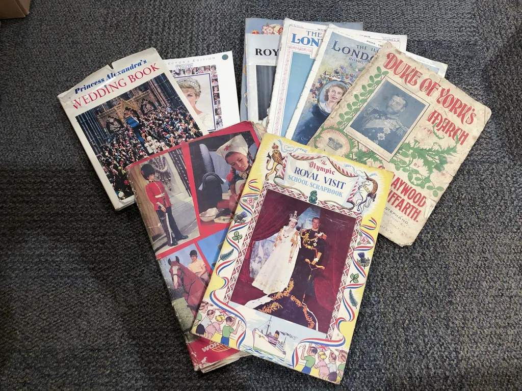 Quantity of Assorted The Illustrated London News with Other Royal Ephemera Image 1++