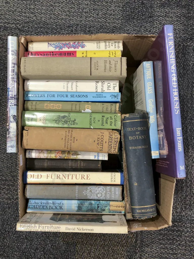 Box Quantity of Assorted Books Image 1++