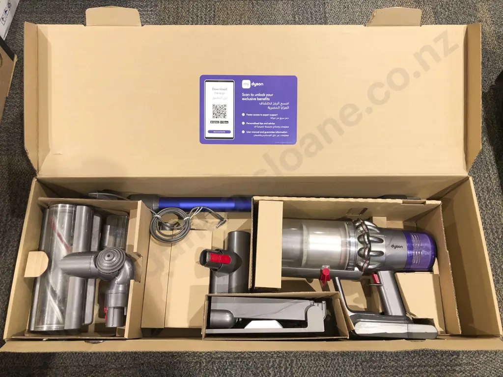 Dyson V11 2020 Vacuum Cleaner Image 1++