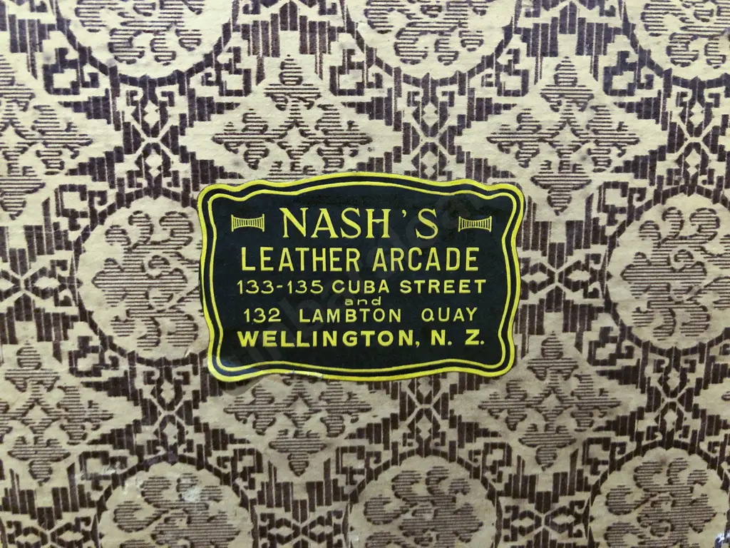 Vintage Travel Chest Image 1++