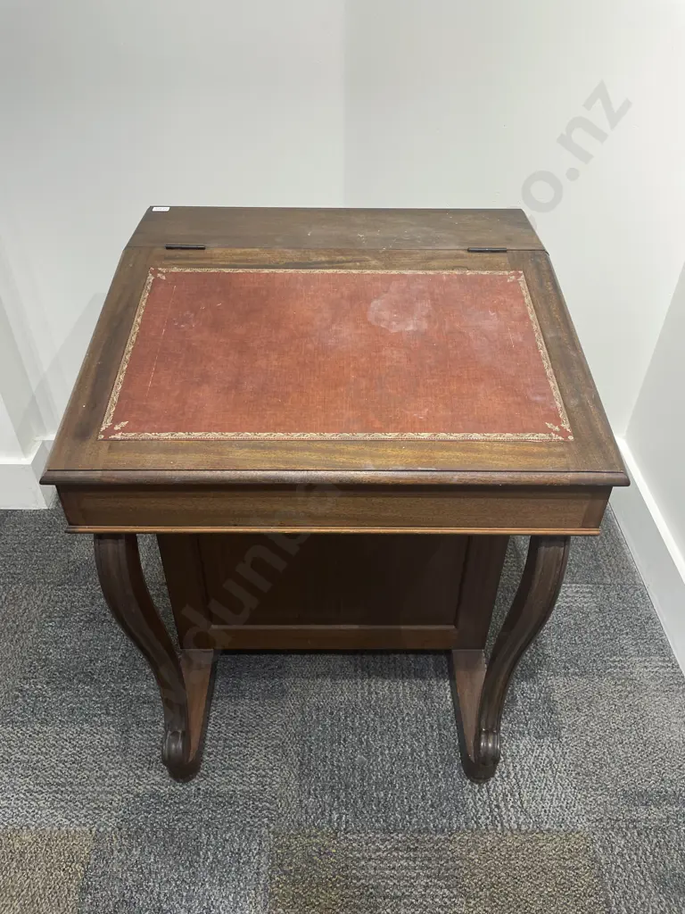 Mahogany Reproduction Davenport Image 1++