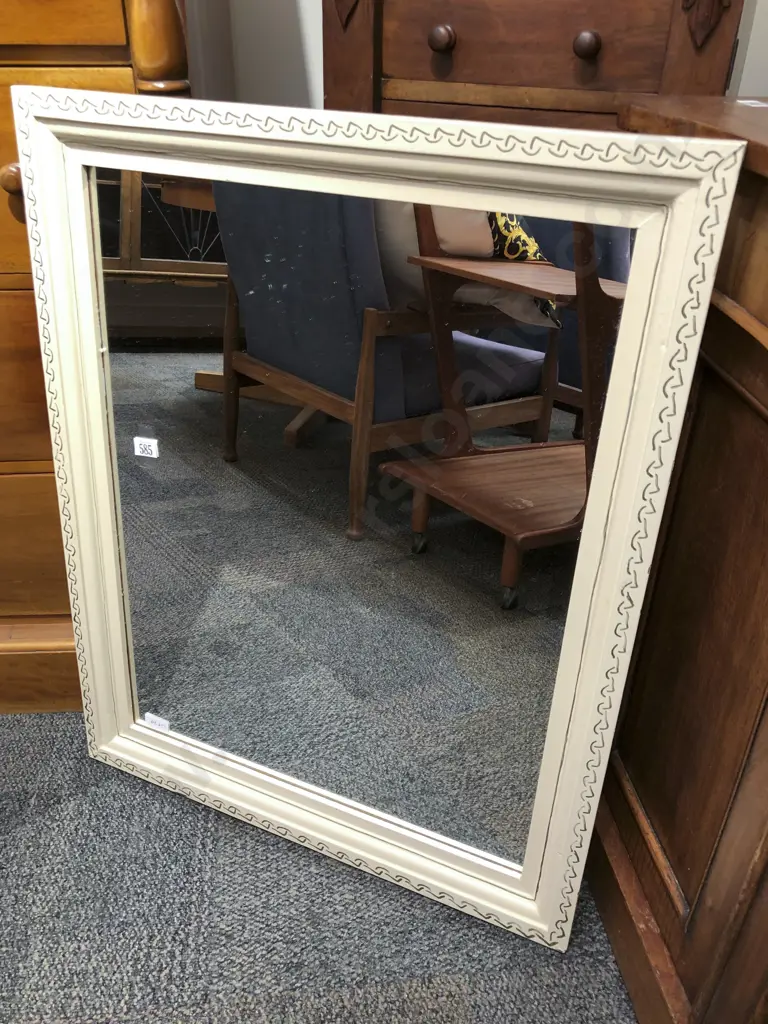 Rectangular Wall Mirror Image 1++
