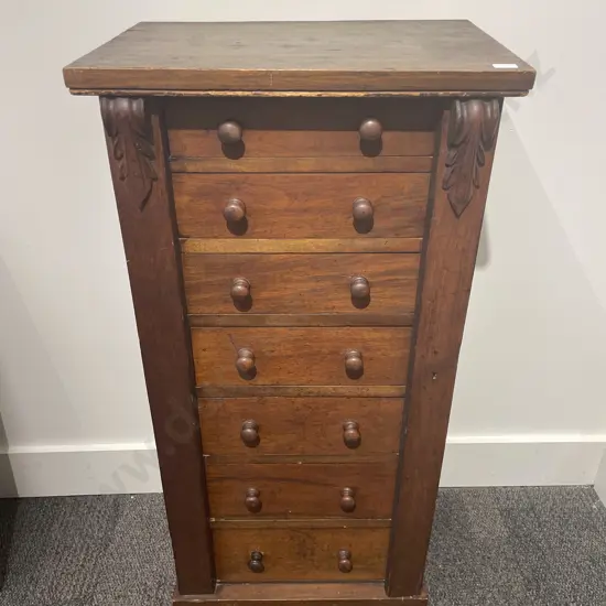 Victorian Wellington Chest (af)