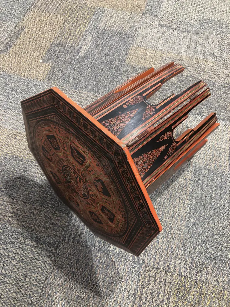 Two Lacquered Occasional Tables Image 1++