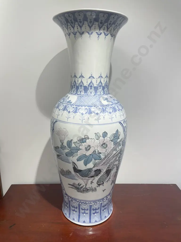 Chinese Blue and White Floor Vase Image 1++