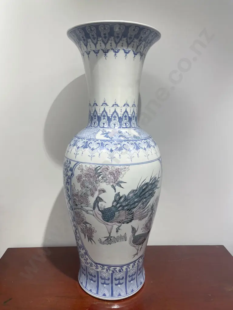 Chinese Blue and White Floor Vase Image 1++