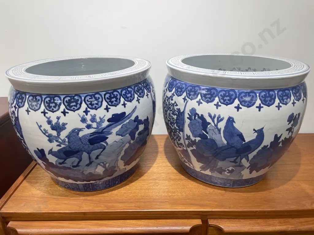 Pair of Blue and White Hibachi Image 1++