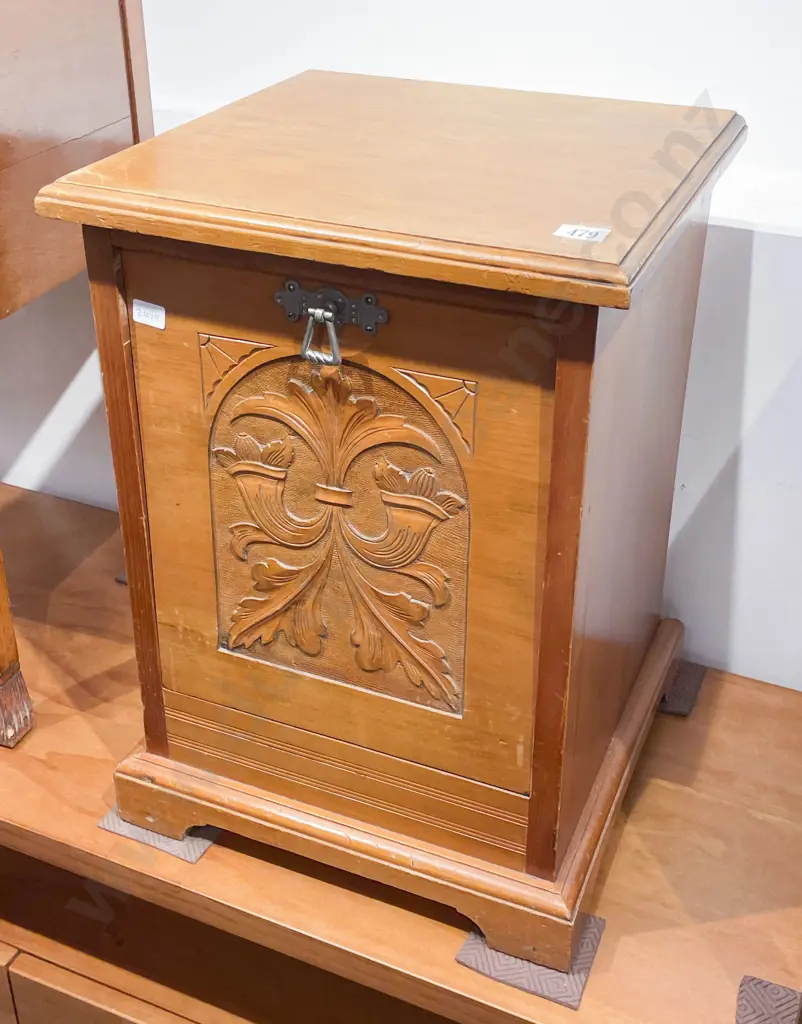 Colonial Kauri Drop Front Coal Scuttle Image 1++