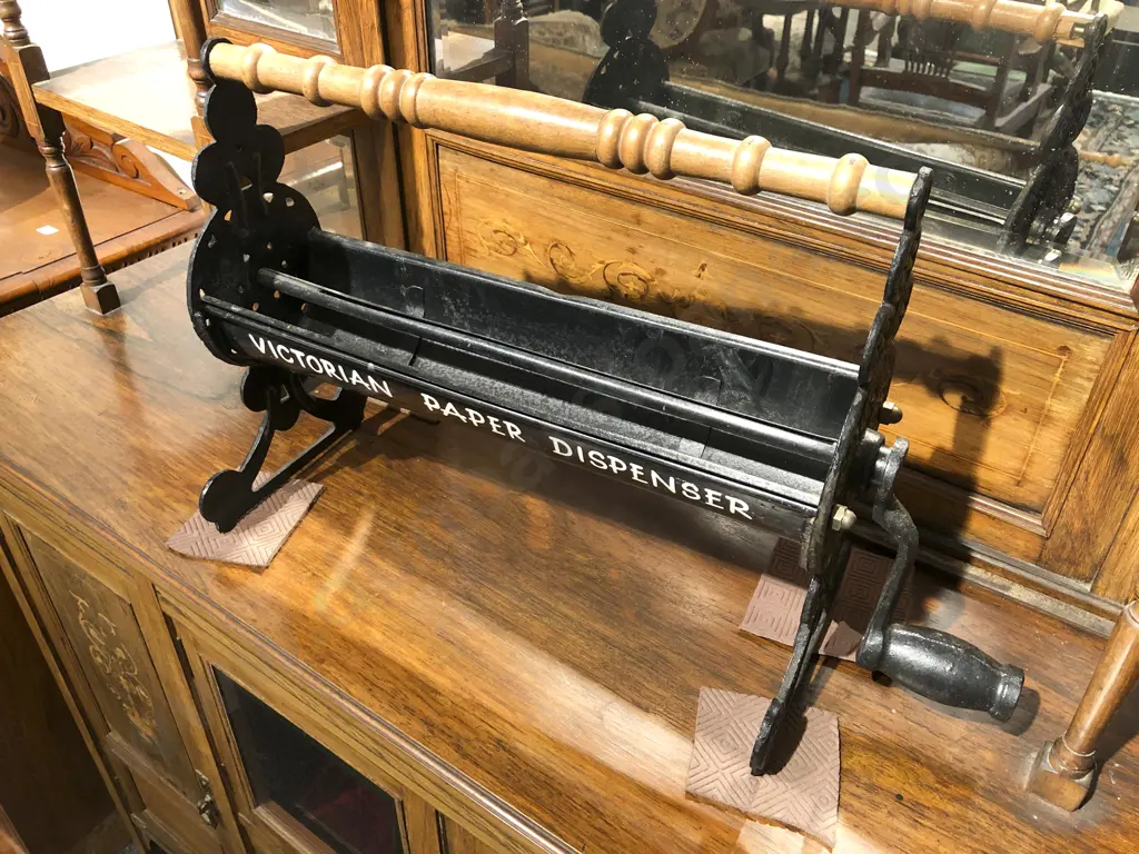 Wrought Metal Victorian Paper Dispenser Image 1++