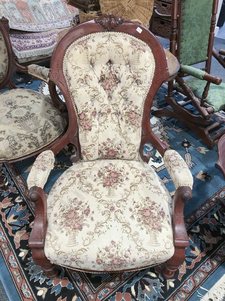 Victorian Grandfather Chair Image 1++