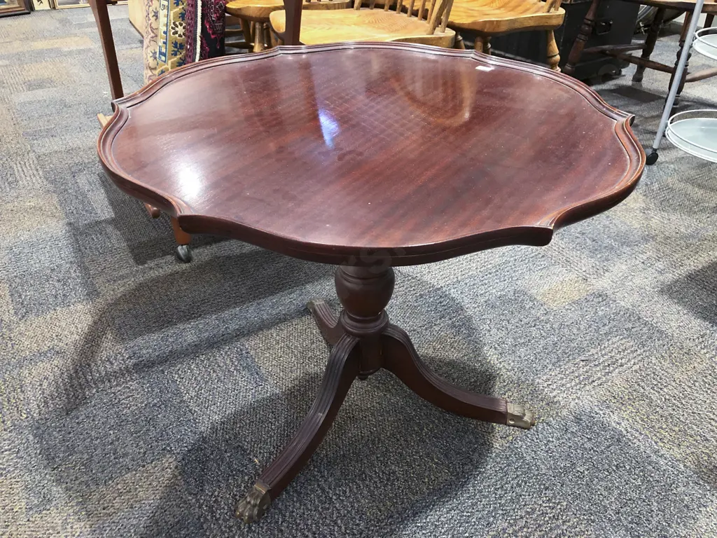 Mahogany Occasional Table Image 1++