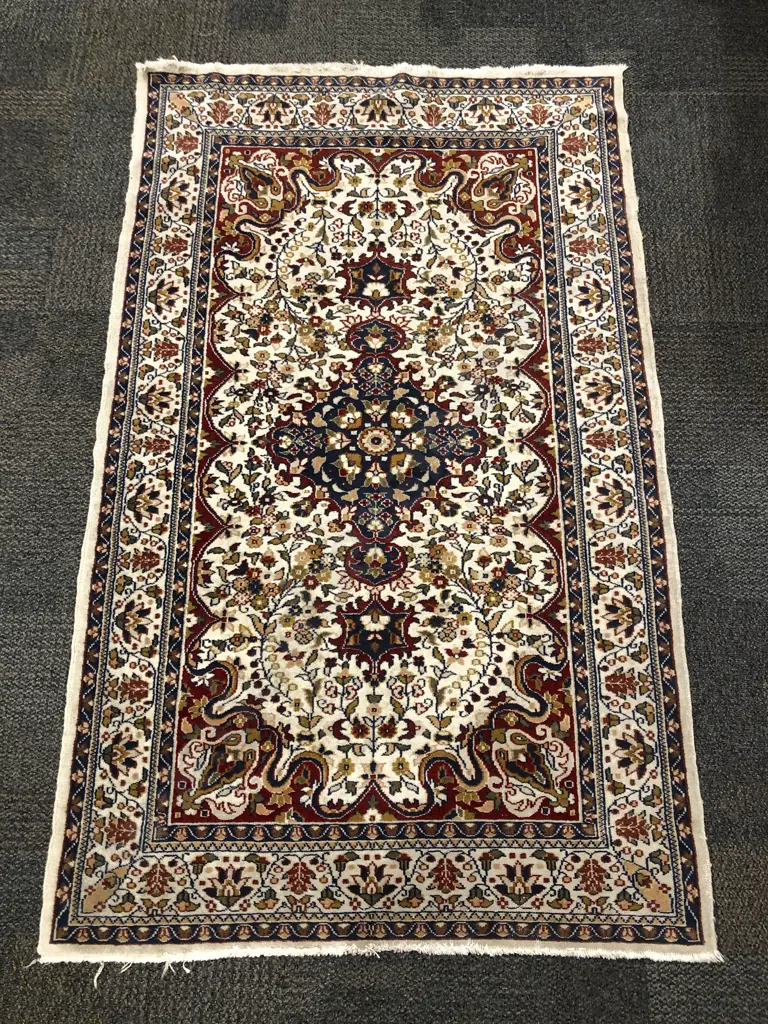 Persian Rug Image 1++