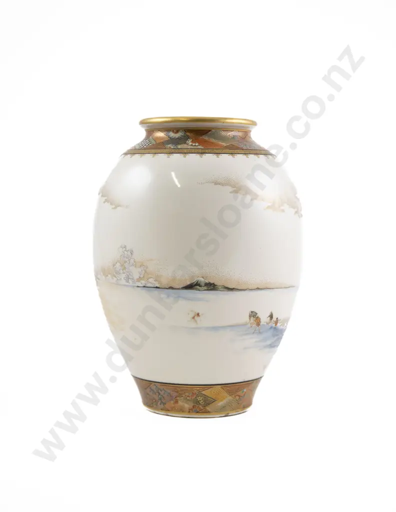 A Superb Japanese Meiji Period Satsuma Vase by Okamoto Ryozan For The Yasuda Company Image 1++