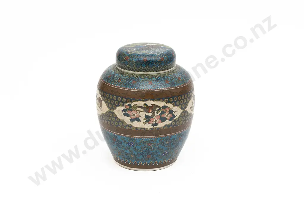 A Large And Impressive 19th Century Earthenware Lidded Vase Image 1++