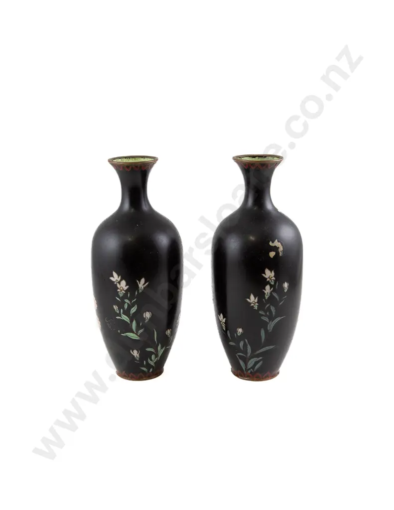 A Pair of Meiji Period Cloisonne Vases Image 1++