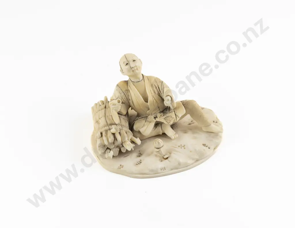 A Japanese Ivory Meiji Period Figure Of Woodsman Image 1++