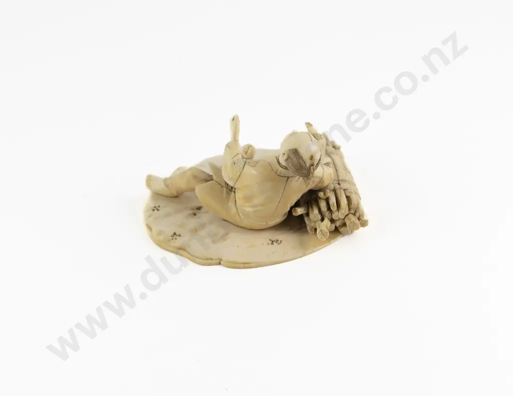 A Japanese Ivory Meiji Period Figure Of Woodsman Image 1++
