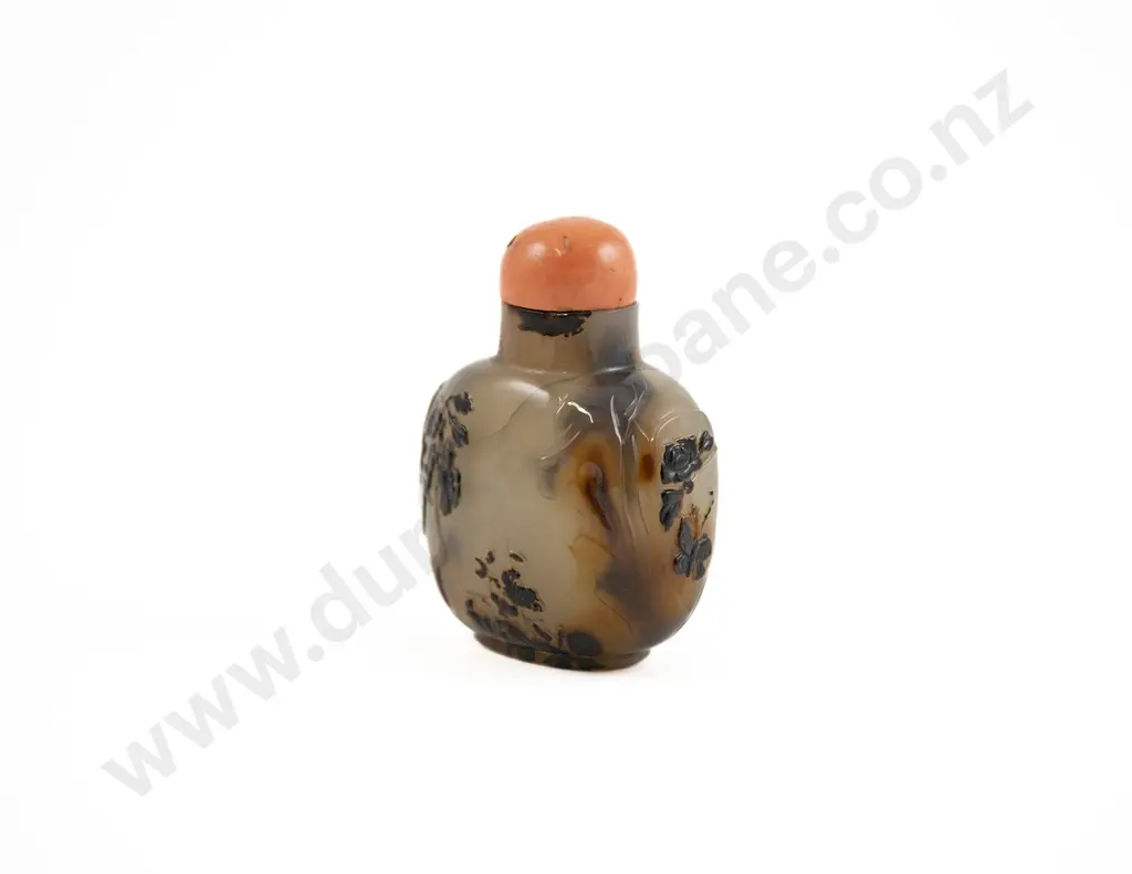 A Fine Chinese 19th Century Agate Snuff Bottle Image 1++