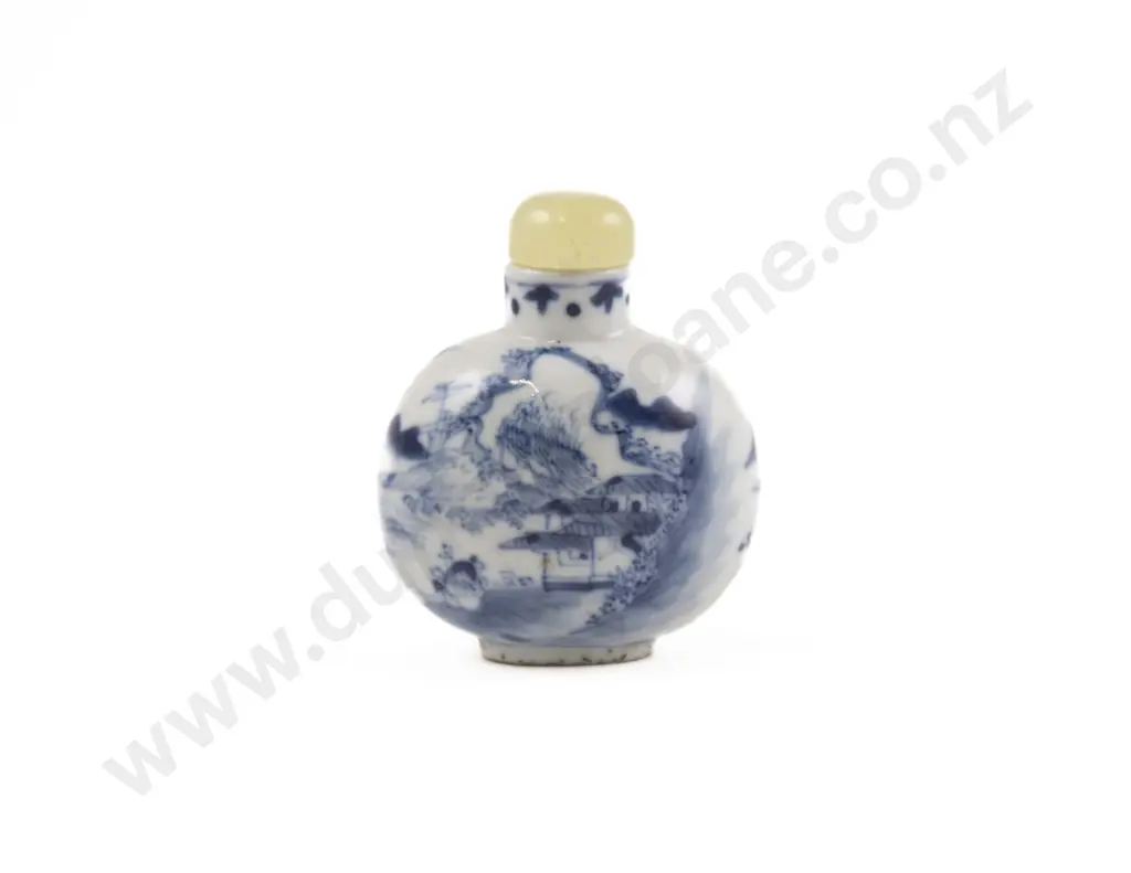 Chinese Blue and White Porcelain Snuff Bottle Image 1++