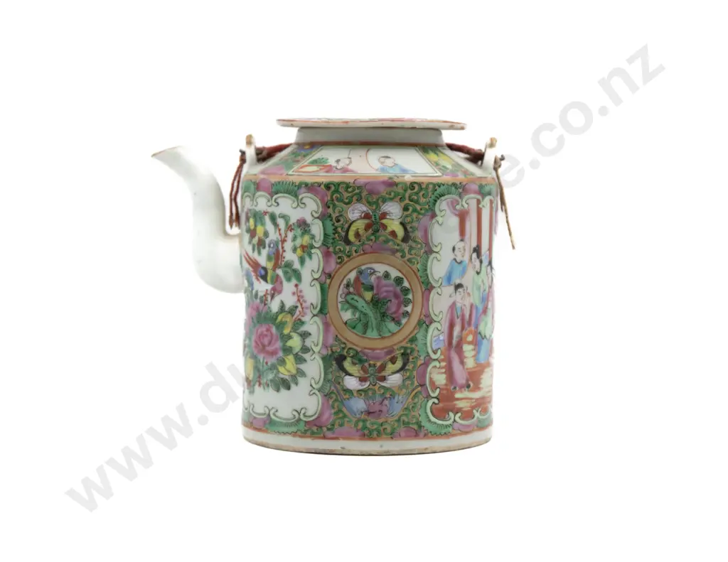 Chinese Canton Famile Rose Teapot Image 1++