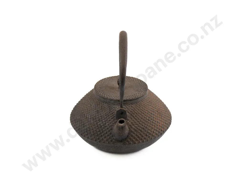 Japanese Meiji Period Cast Iron Tetsubin Image 1++