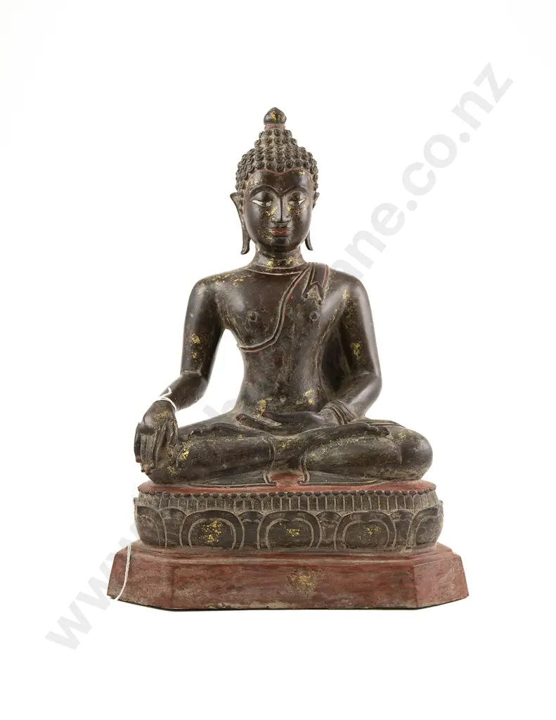A Large 19th Century Thai Bronze Buddha Figure Image 1++